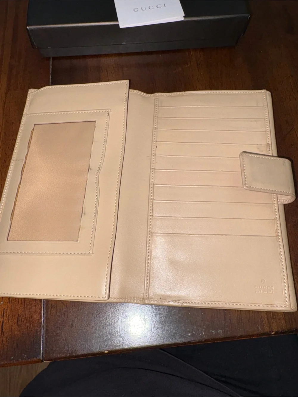 Low start Gucci Vtg Leather Flap Continental Wallet in a box. In GUC. Authentic - Picture 5 of 15